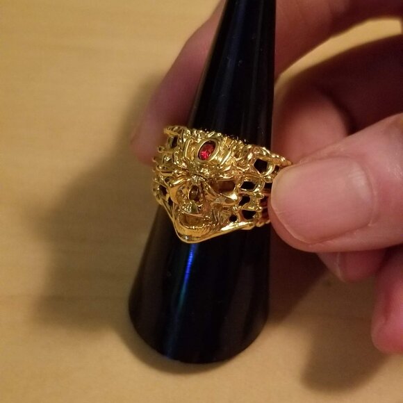 Creepy coffin and skull ring, pair, NWOT - Picture 9 of 10